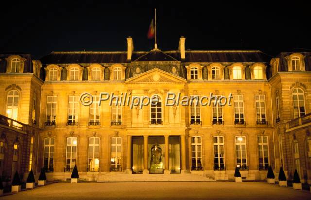 elysee 03.JPG - Palais de l'Elysée de nuitParisFrance